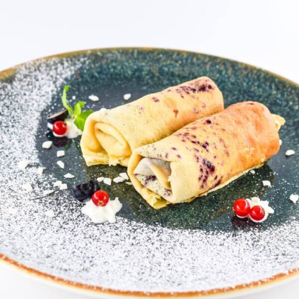 Clătite cu dulceaţă de casă (afine/prune/vișine/capșuni)