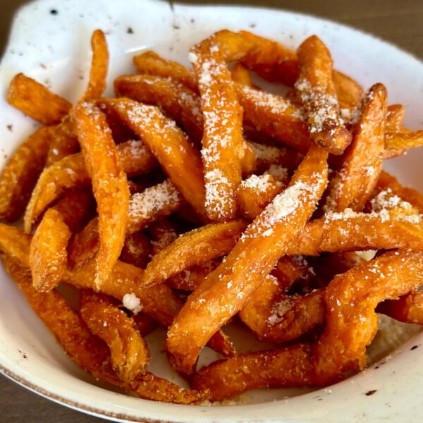 Cartofi dulci cu parmezan